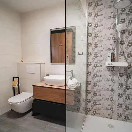 بيت للعطل Ferienhaus Mit Privatpool Fur 8 Personen Ca 200 Qm In Razanj, Dalmatien Norddalmatien Ražanj