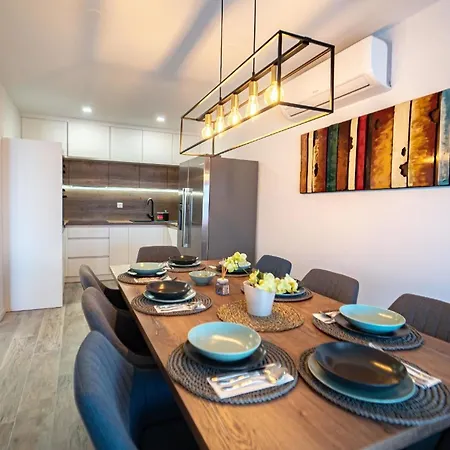 Ferienhaus Mit Privatpool Fur 8 Personen Ca 200 Qm In Razanj, Dalmatien Norddalmatien * Ražanj