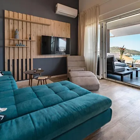 Ferienhaus Mit Privatpool Fur 8 Personen Ca 200 Qm In Razanj, Dalmatien Norddalmatien بيت للعطل *